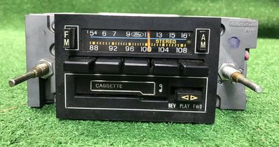 AM-FM/Cassette Stereo Head Unit, early-'80s app